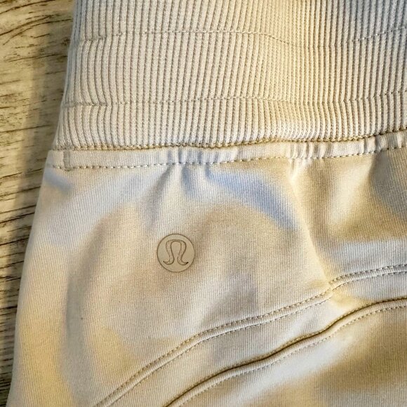 🍋 Lululemon Athletica Wide Leg pants Size 4 - Picture 5 of 9